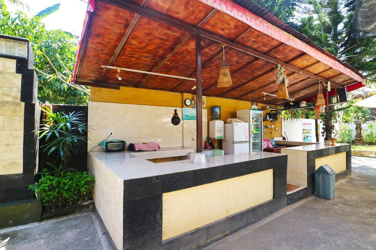 Sunjaya Kubu Guesthouse Lembongan Exterior photo
