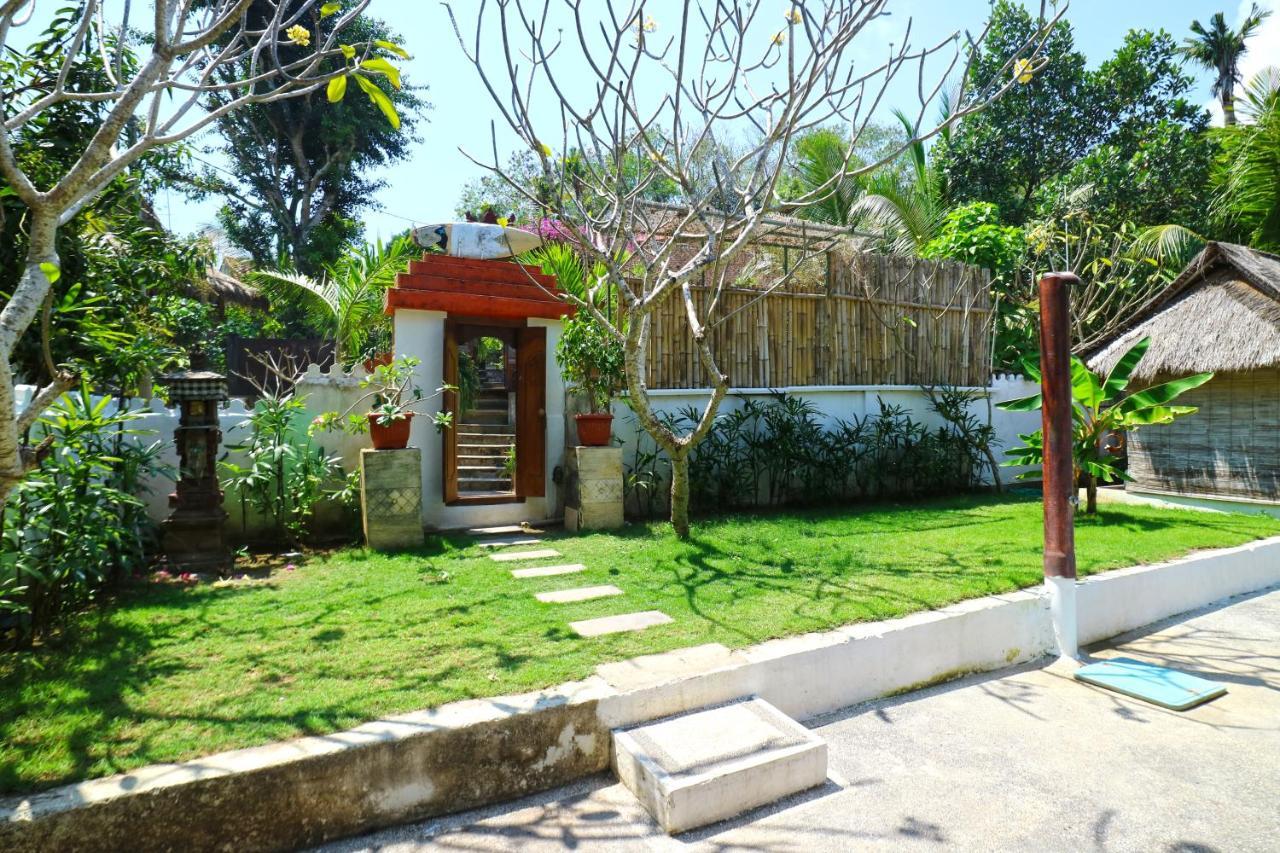 Sunjaya Kubu Guesthouse Lembongan Exterior photo
