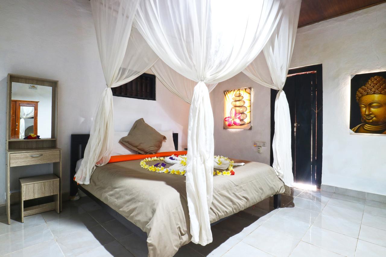 Sunjaya Kubu Guesthouse Lembongan Exterior photo