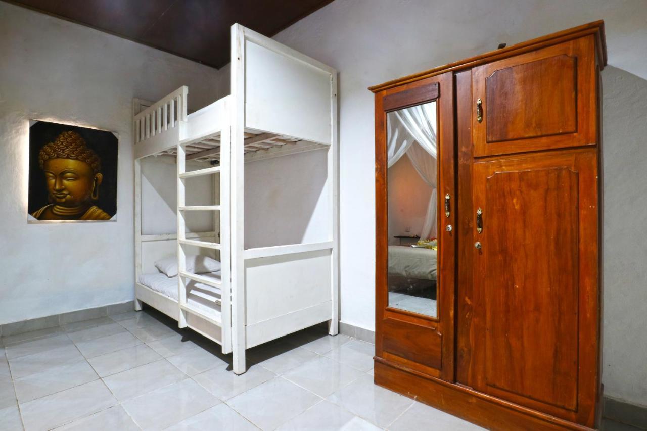 Sunjaya Kubu Guesthouse Lembongan Exterior photo